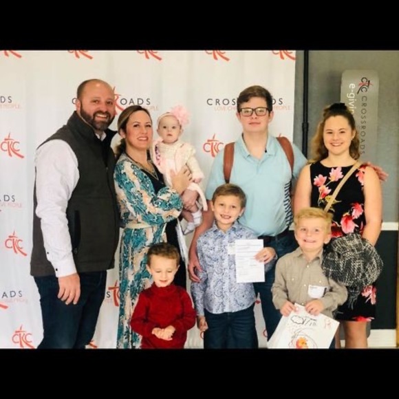 Meet your Posher, Nicole - Picture 1 of 1